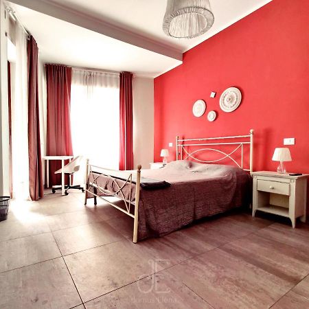 Domus Elena Apartment ローマ エクステリア 写真