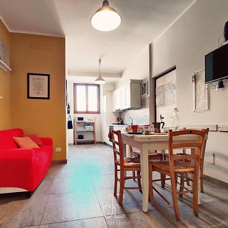 Domus Elena Apartment ローマ エクステリア 写真